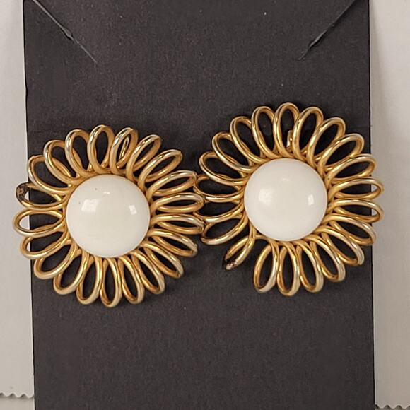 Vintage Emmons Gold Tone White Cabochon Clip-On Earrings Floral Design - Picture 2 of 16